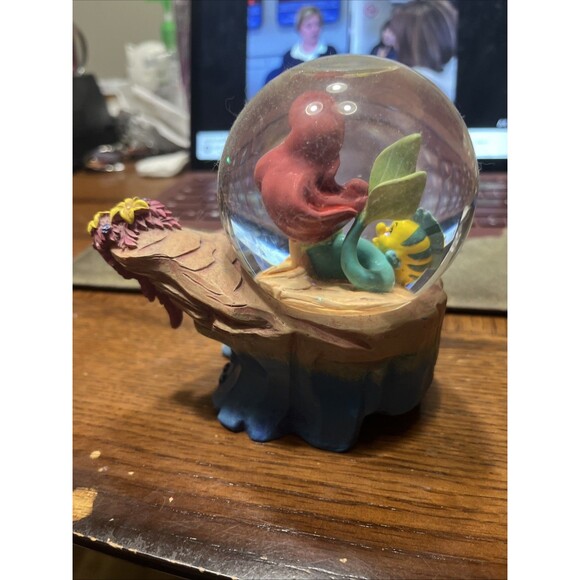Disney The Little Mermaid Ariel Sebastian Snow Globe Fountain Works Some Damage - Picture 3 of 16
